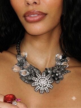 Artisan Floral Metal Statement Necklace Black Silver Gothic Romance Fantasy